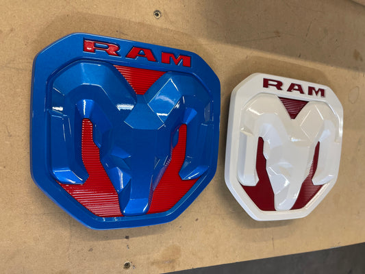 Painted RAM 2500-3500 (19+)Tailgate Badge