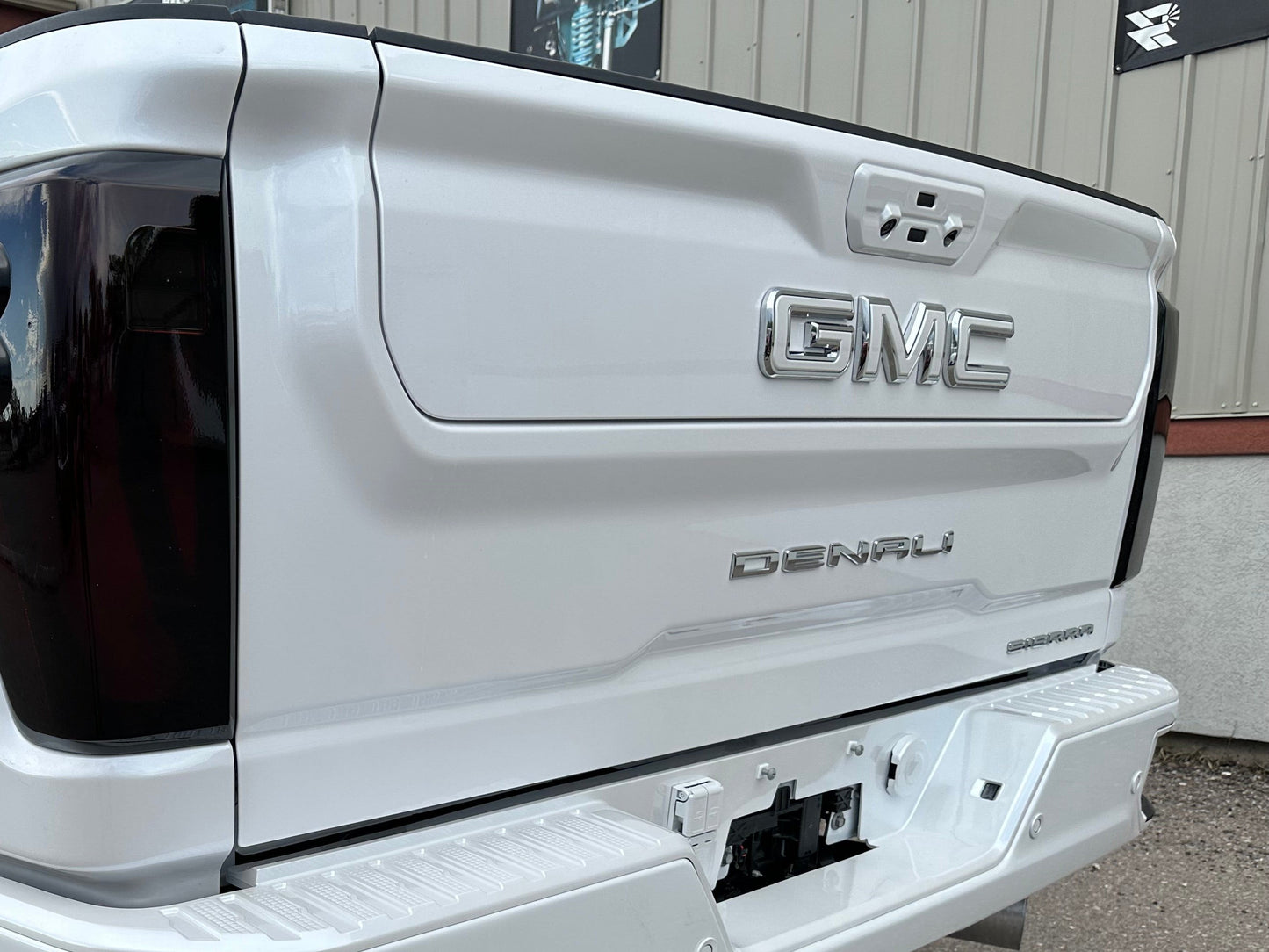 '19-'24 GMC Sierra Front & Rear Emblems